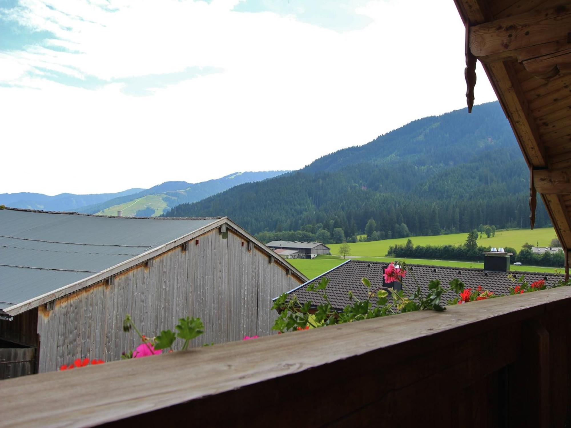 Cozy Feel Good Holiday Apartment In Leogang Exterior photo
